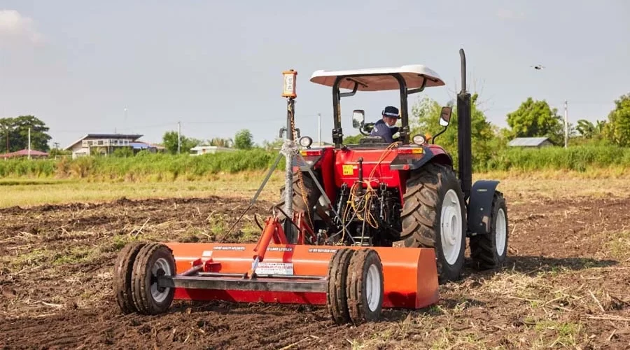 How Tractors are Revolutionizing Land Preparation Techniques in Ghana